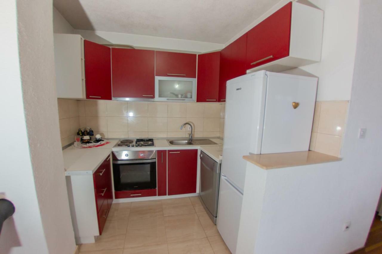 Apartmani Sunset Rogotin エクステリア 写真